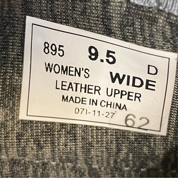 Orthofeet Women's Gray Sandibel Wide Mary Jane Velcro Flat Comfort Shoe Sz 9.5W - Picture 12 of 12